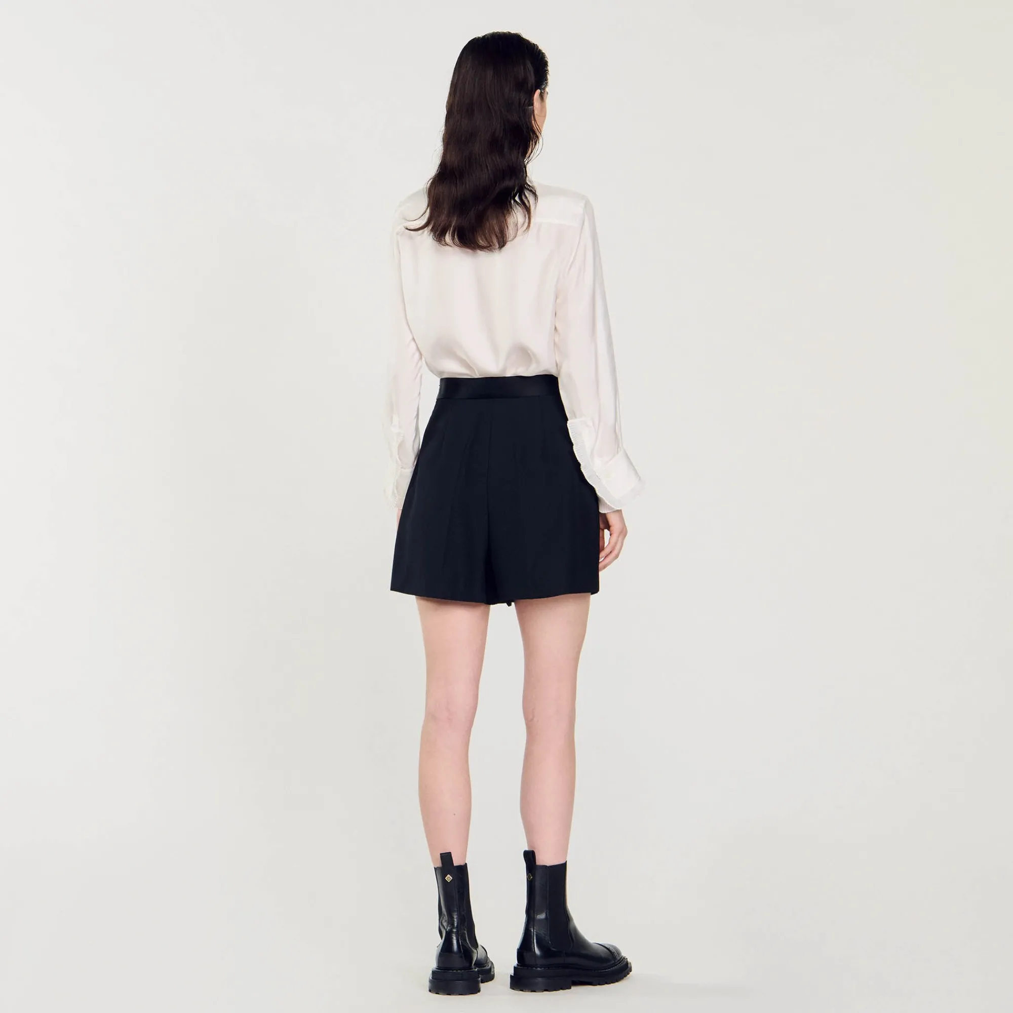 Jupes & Shorts*SANDRO Short Taille Haute Avec Boutons Noir